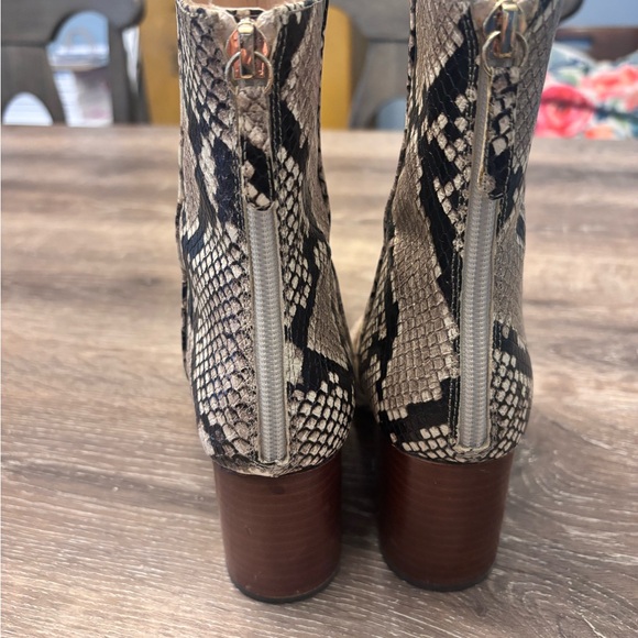 J. Crew Sadie Snake Embossed Leather Booties / Sz 6.5 - Picture 5 of 9